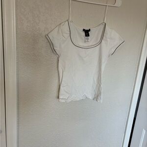 Sincerely Jules White Scoop Neck Tee